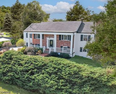17 Glenmere Dr, Chatham, NJ, 07928