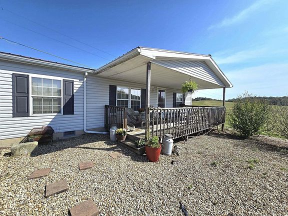 3rd image of 5232 Bethany Ridge Rd