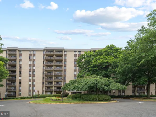 6001 Arlington Blvd APT 723, Falls Church, VA 22044