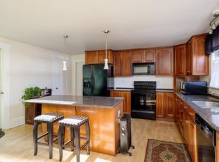 1 Sherman St, Rochester, NH 03839