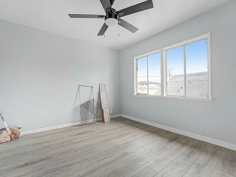 11718 S Budlong Ave #10 — Photo 4