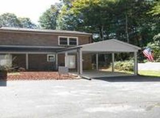 32 Chestnut Dr, Norris, TN 37828