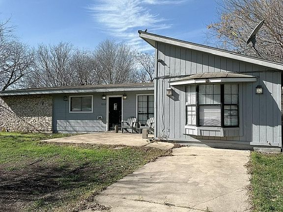 2nd image of 7315 Quiet Valley St