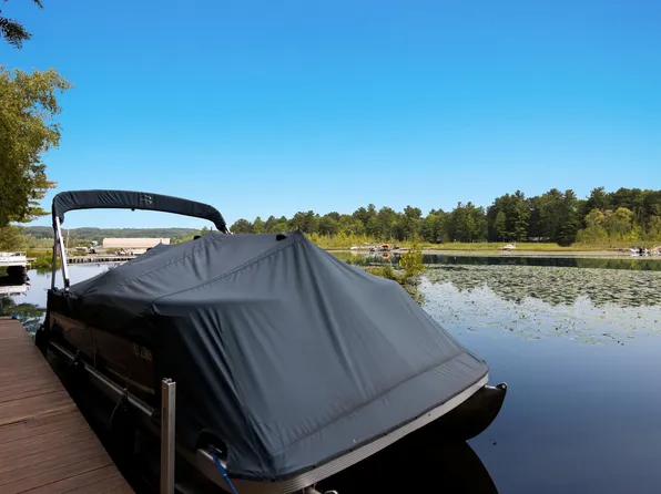 7222 Aarwood Trl NW, Rapid City, MI 49676