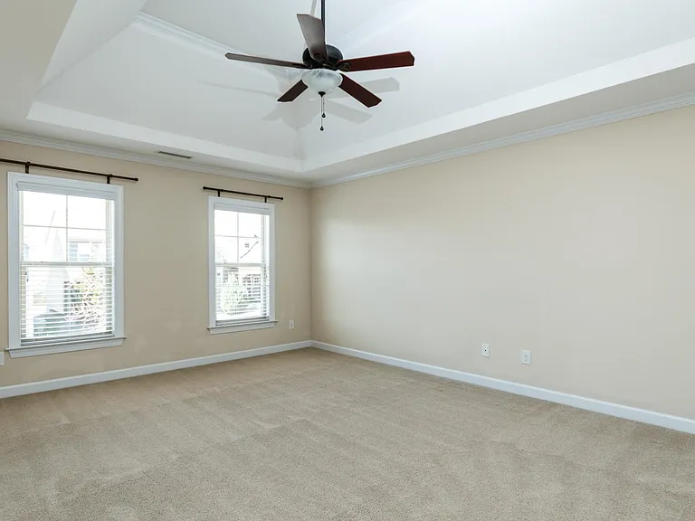 205 Roundhouse Ln — Photo 14