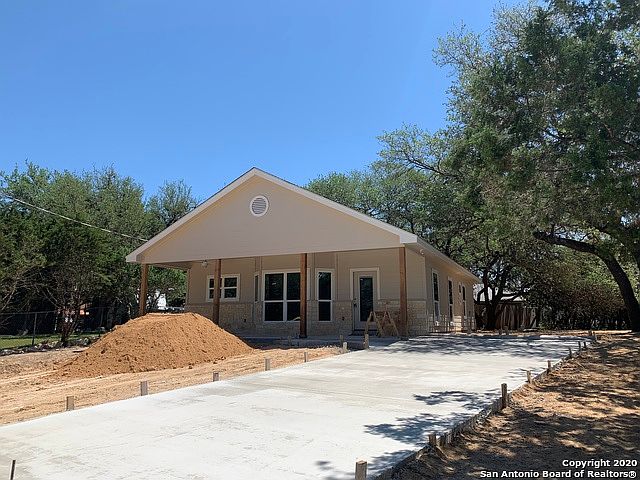 1st image of 740 Circleview Dr