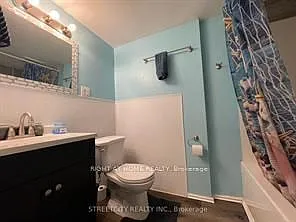 1071.5 Florence St #LOWER — Photo 9