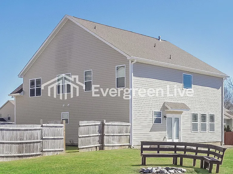 57 Easington Ct — Photo 15