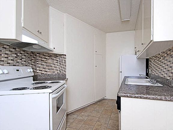 3rd image of 415 S Bernardo Ave #415-111