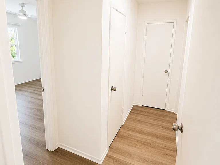 4265-4271 Coldwater Canyon Ave — Photo 5