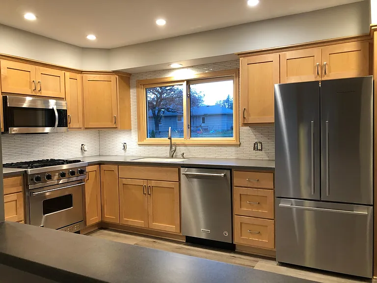 6920 Eliot View Rd — Photo 2