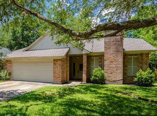 523 Hillary Cir, Sugar Land, TX 77498