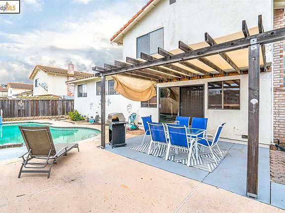 4th image of 1948 Calaveras Cir