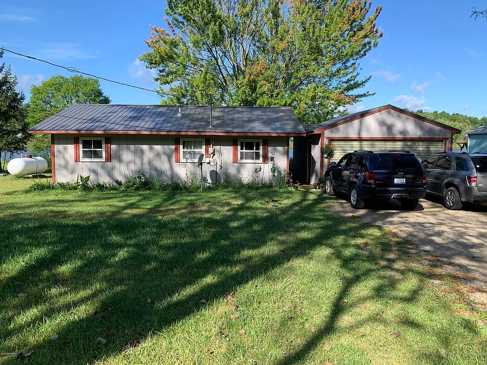 1st image of 8829 Lincoln Lake Ave NE