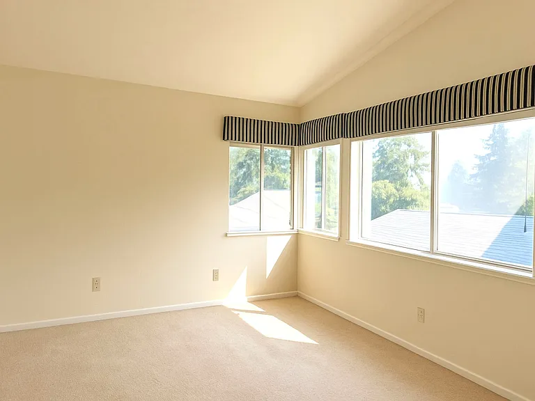 12871 NE 201st Pl — Photo 23