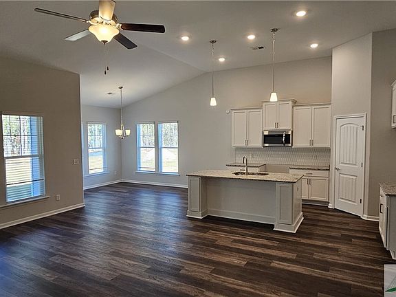 4th image of 34 Ashmont Street