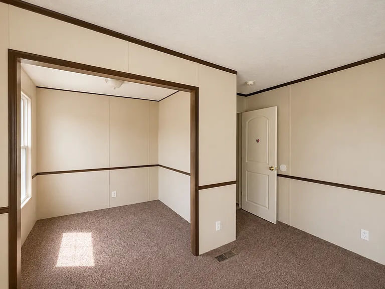 141 Laurel Leah #141B — Photo 9