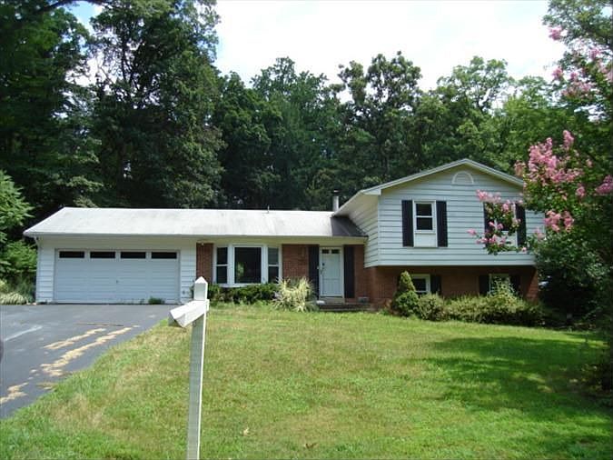 1st image of 8326 Westchester Dr