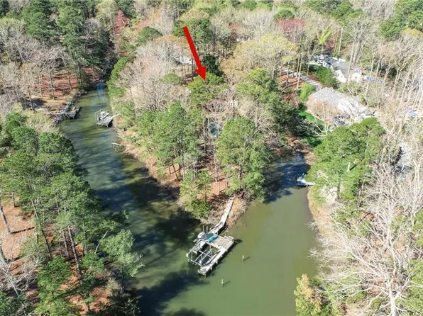 921 Muller Ln, Virginia Beach, VA 23452