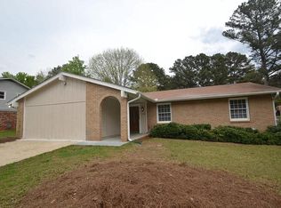 9146 Greenwood Dr, Jonesboro, GA 30238