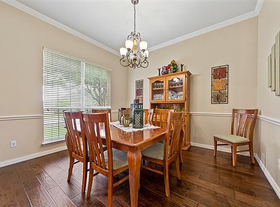 5th image of 1228 Greenway Dr