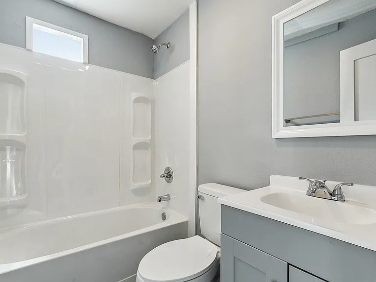 2316 Washington Ave #210 — Photo 9
