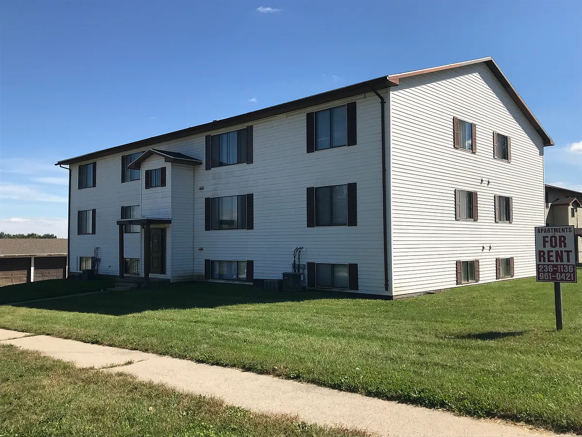 Building Photo - 3621 Sager Ave #7
