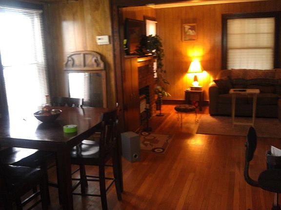 4th image of 6211 Forest Ave