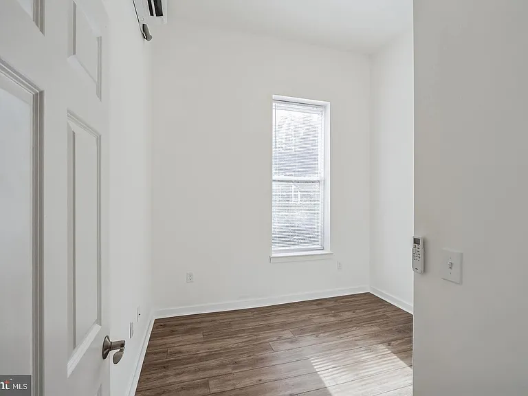 407 S 42nd St #3B — Photo 26