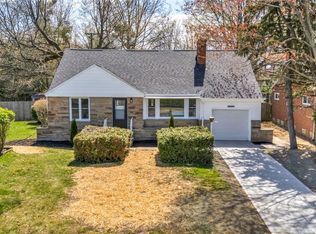 27540 Parkwood Dr, Euclid, OH 44132