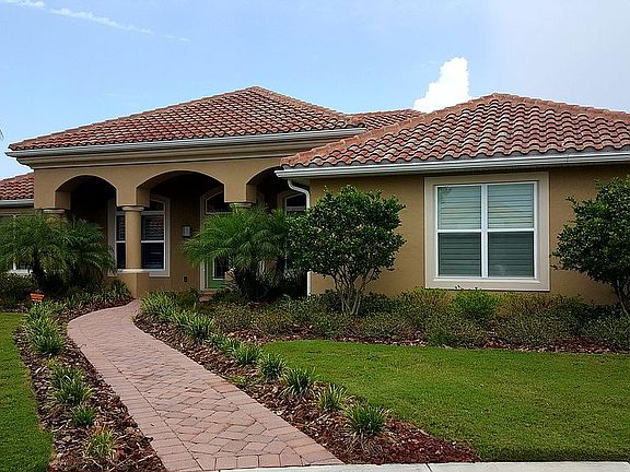 3rd image of 2806 Casanova Ct