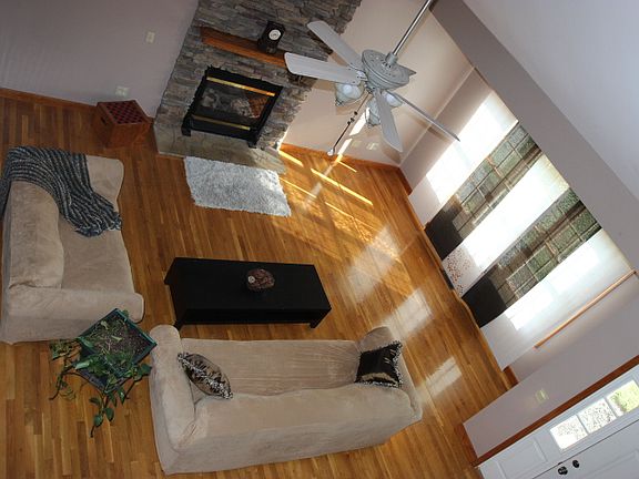 5th image of 132 Shepherd Ct