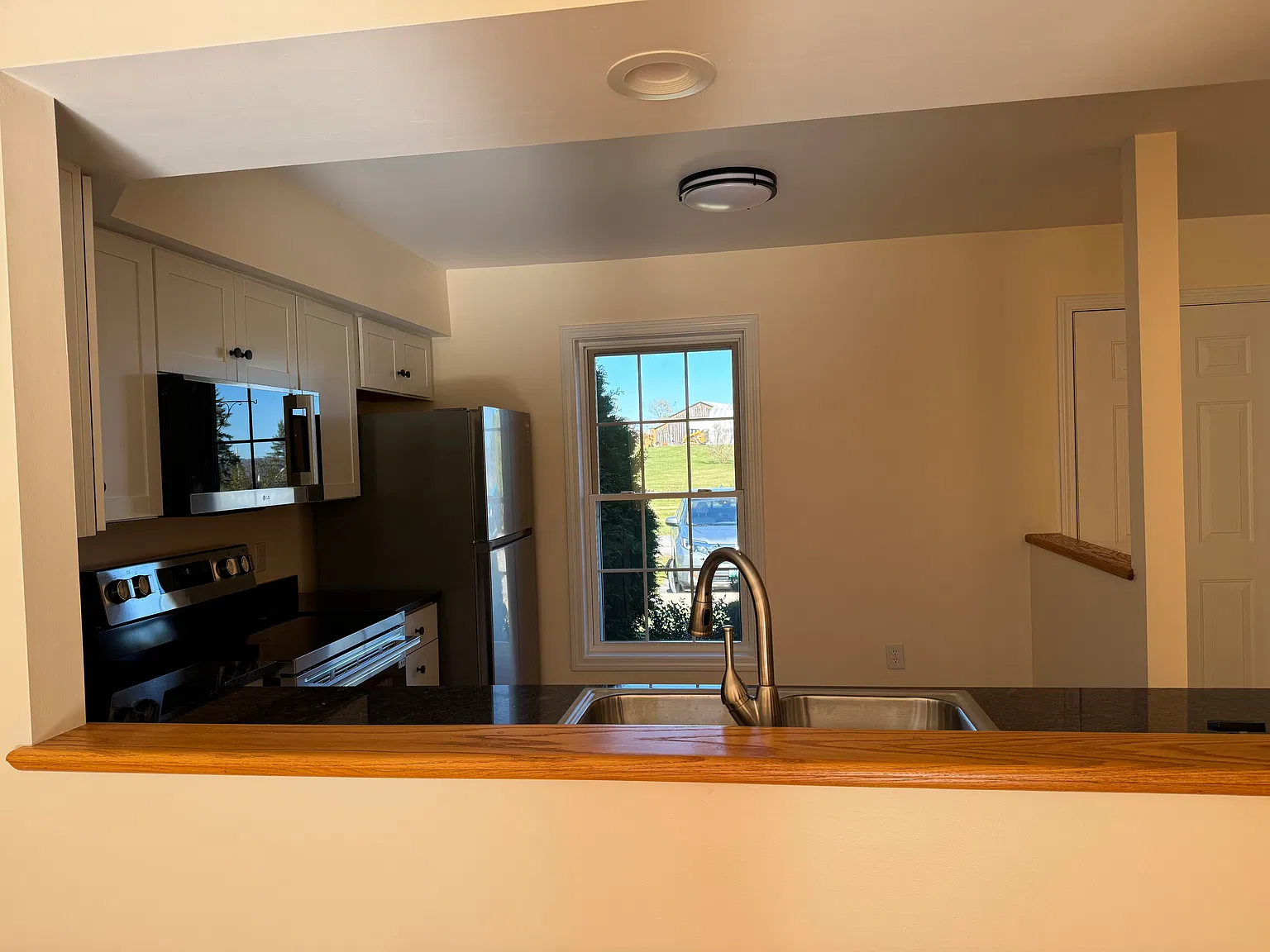 2 bed, 1232 sqft, $2,000 — Photo 1