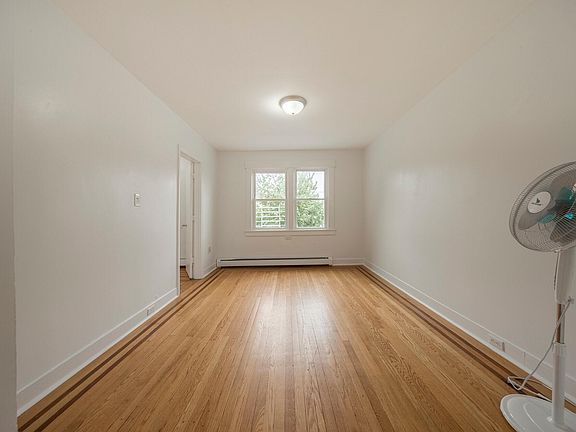 5th image of 459 Nelson Ave #2