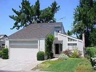 833 Runningwood Cir