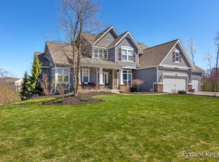1300 Stoneshire Dr SE, Grand Rapids, MI 49546