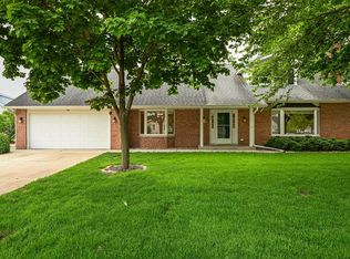 706 Margate Dr, Janesville, WI 53546