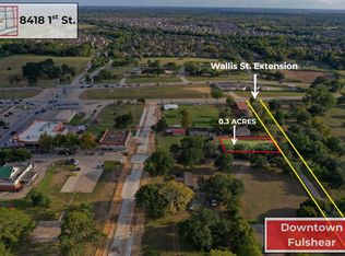 8418 1st St, Fulshear, TX 77441