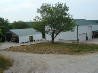 146 Pecan Dr, Linn Valley, KS 66040