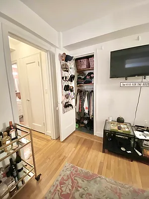 Rented by Bond New York | media 24