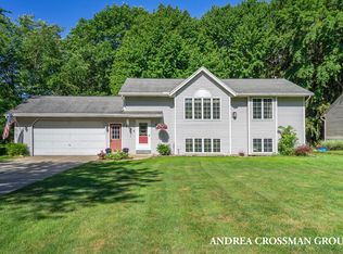 15744 Fendt Farm Dr, Holland, MI 49424