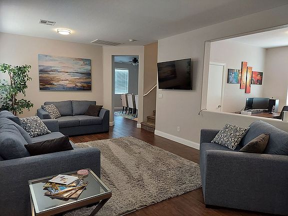 3rd image of 6548 Broad Oaks Ct