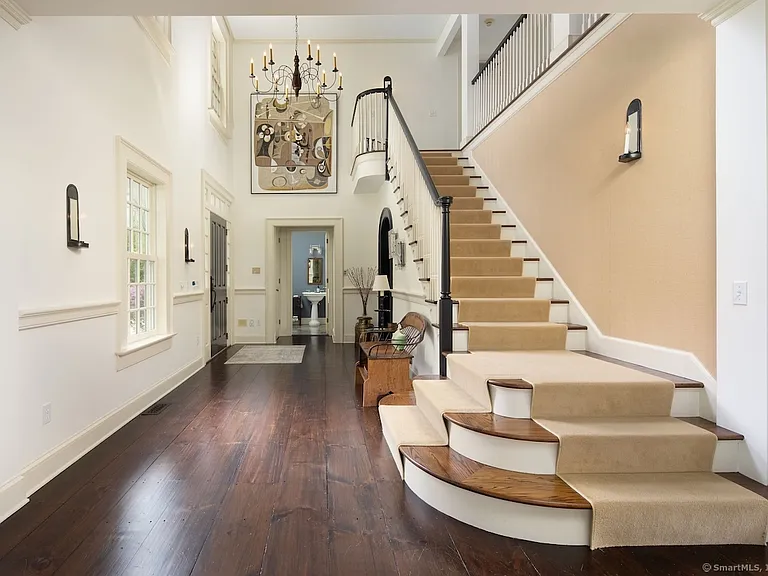 17 Grandview Ln — Photo 4