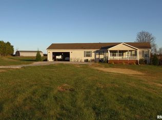 1505 W Crossroads Rd, Vienna, IL 62995