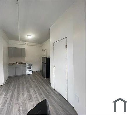 1st image of 3815 Nautilus Ave APT 2