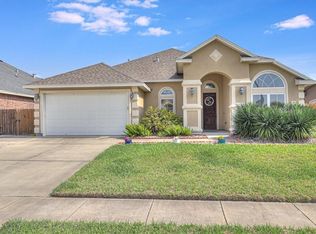 7522 S Lake Dr, Corpus Christi, TX 78414