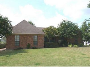 557 Collierville Arlington Rd, Collierville, TN 38017