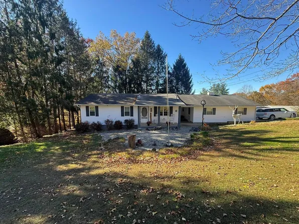 101 Ernest St, Spencer, WV 25276