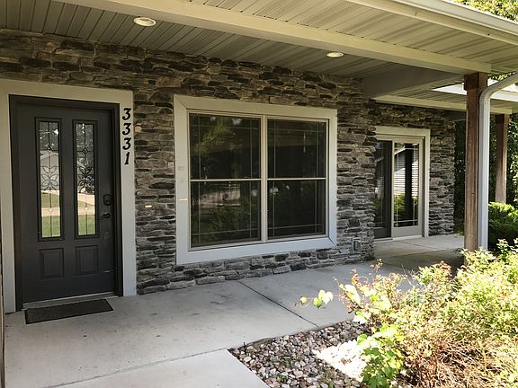 3rd image of 3331 Bridlewood Dr