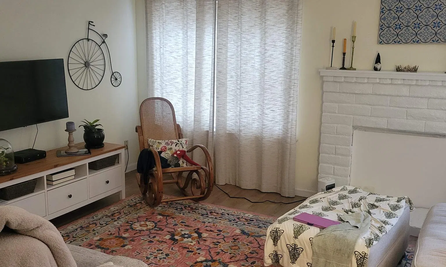 2 bed, 1.5 bath, 1080 sqft, $2,200 — Photo 3